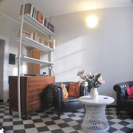 Mit Garten In Einem Alten Haus Apartment Belgirate